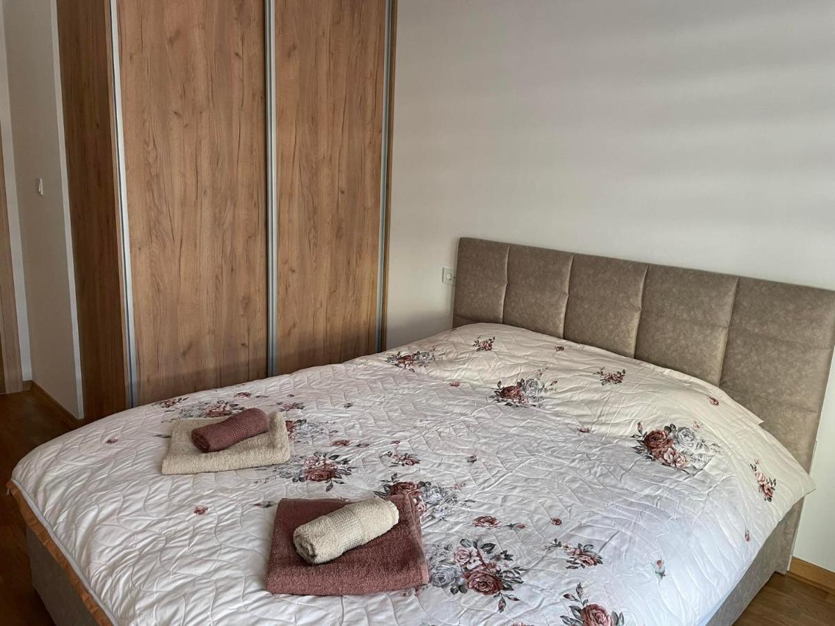Golden Apartments سكوبجي المظهر الخارجي الصورة